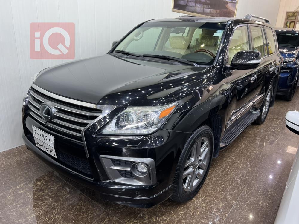 Lexus LX